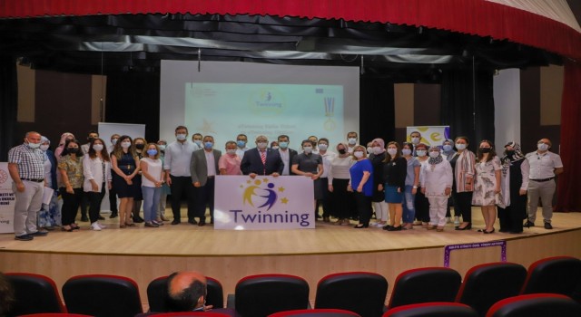 Eğirdirde 9 okula e-Twinning belgesi