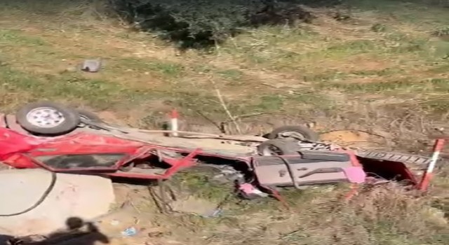 İzmirde şarampole devrilen otomobilin sürücüsü hayatını kaybetti