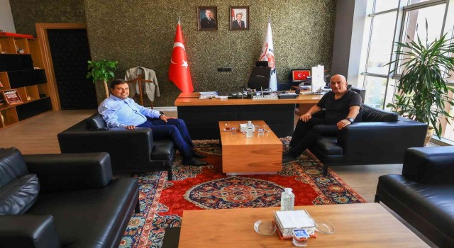 Başkan Çakın, Düzceye atanan Albay Murat Kılıçı makamında ağırladı