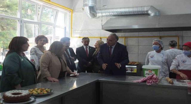 Gazi Mesleki ve Teknik Anadolu Lisesinde 2.8 milyon lira maliyetle yeni üretim atölyeleri kuruldu