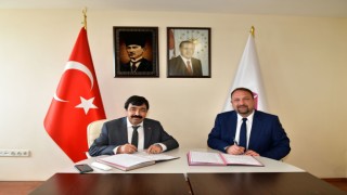 İKÇÜ ile Çiğli Belediyesi arasında işbirliği protokolü