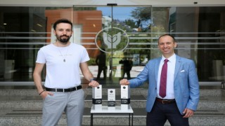 Yaşar Üniversitesine sosyal medya ödülü