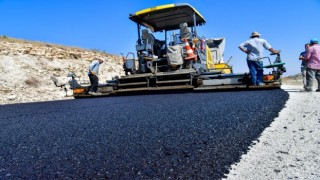 Ispartada köy yolları için hedeflenen 103 kilometrelik asfaltın 58,5 kilometresi tamamlandı
