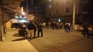 İzmirde 20 günlük bebeği olan adamın öldürülmesiyle ilgili bir tutuklama