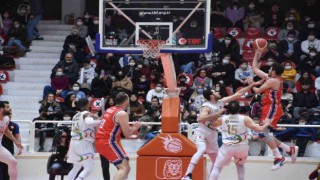 ING Basketbol Süper Ligi: Aliağa Petkim Spor: 79 - Bahçeşehir Koleji: 70