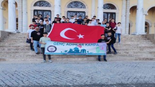 İzmir TEM Şube, 37 öğrenciyi geziye götürdü