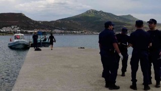 İzmirde 17 yaşındaki genç denizde boğuldu
