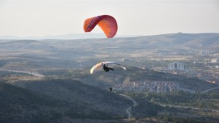 Afyonkarahisarda ilk kez yamaç paraşütü festivali düzenlenecek